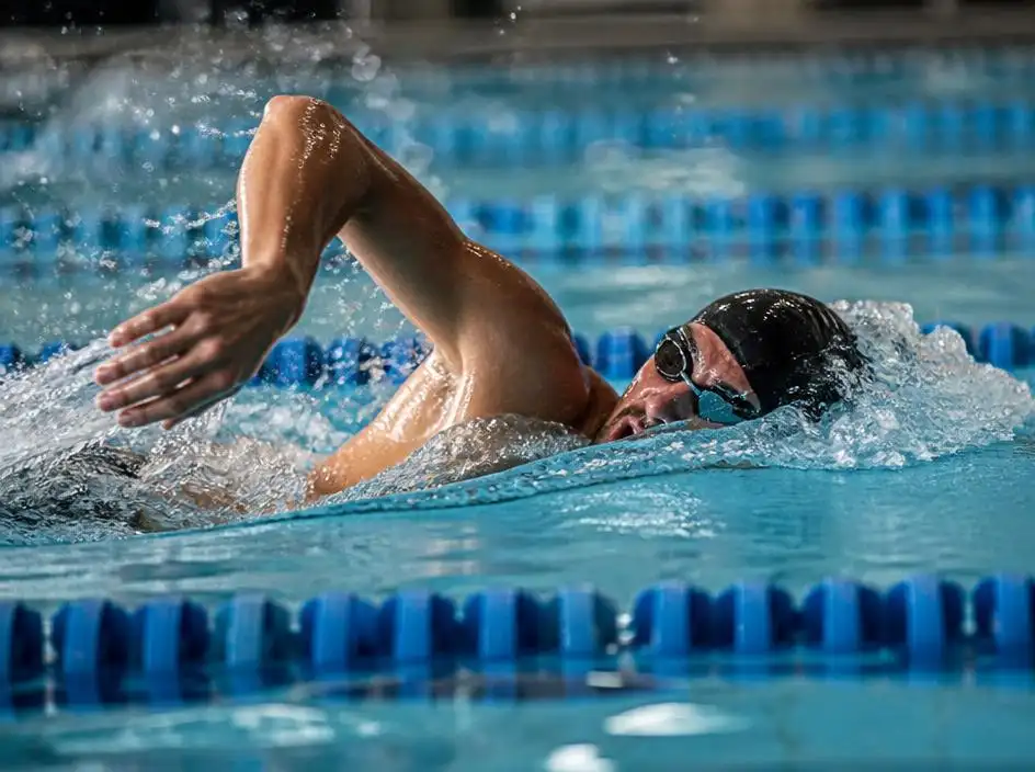 Migliorare la nuotata con le tecniche di nuoto stile libero
